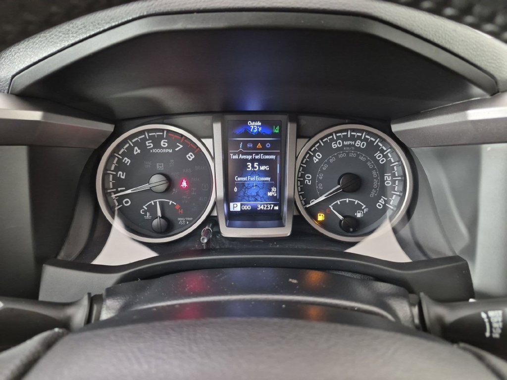 Used 2021 Toyota Tacoma SR5 RWD image 20