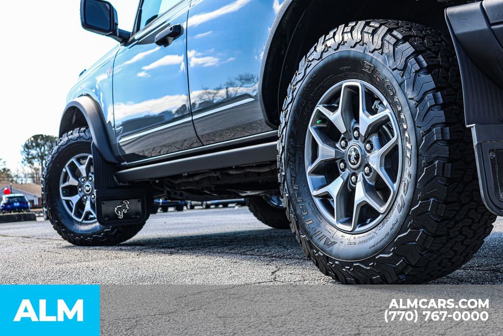 Used 2025 Ford Bronco Badlands image 16