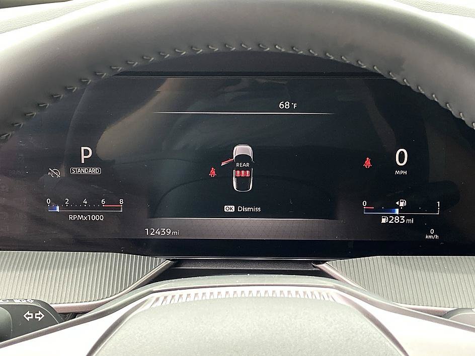 Certified 2025 Nissan Murano SV FWD image 14