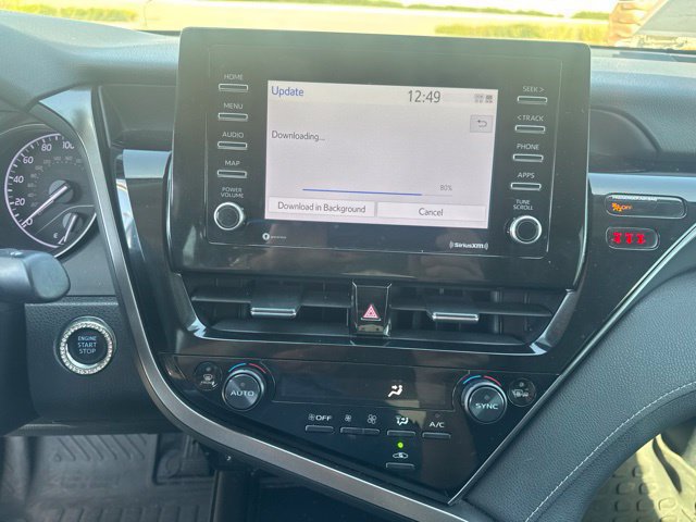Used 2022 Toyota Camry SE w/ Convenience Package FWD image 7