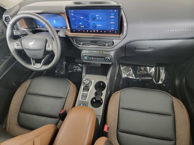 Certified 2025 Ford Bronco Sport Outer Banks w/ Outer Banks Tech Package+ image 32