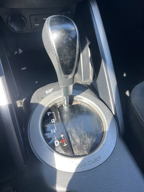 Used 2016 Hyundai Veloster image 15