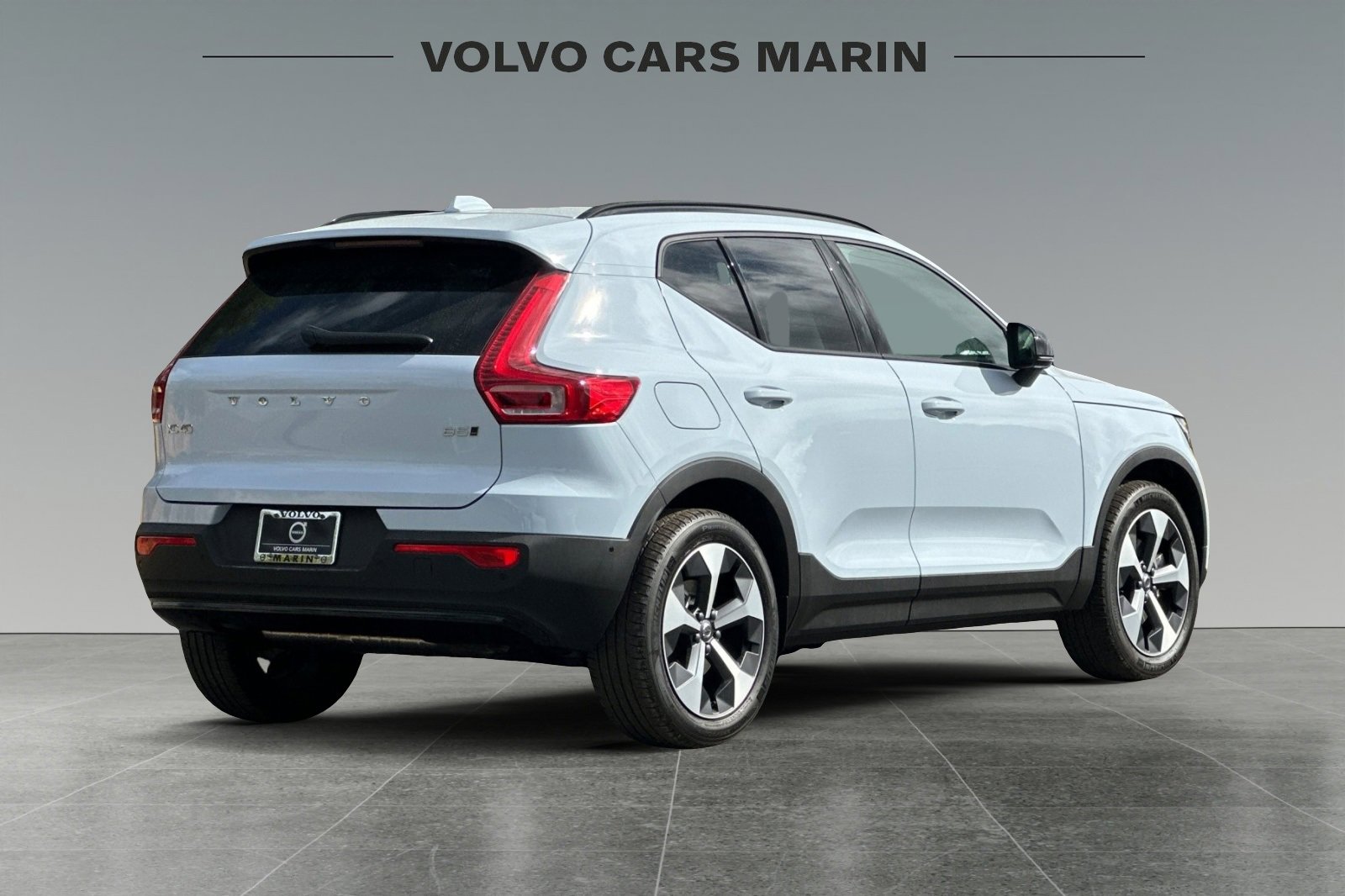 New 2026 Volvo XC40 B5 Plus w/ Protection Package Premier image 2
