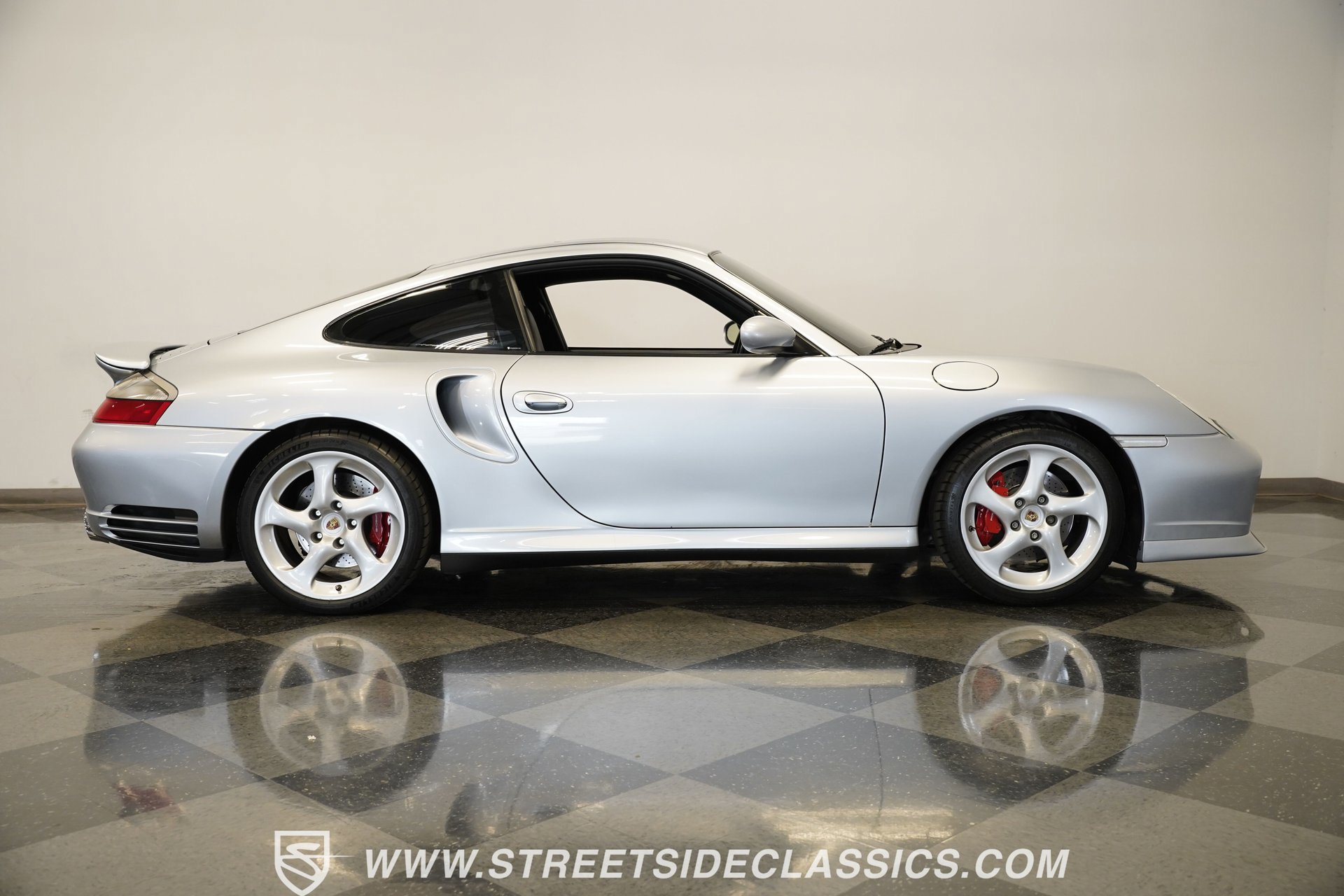 Used 2002 Porsche 911 Turbo image 17