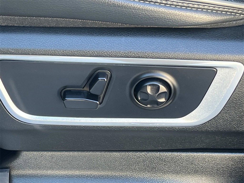 Used 2020 RAM 1500 Laramie image 11