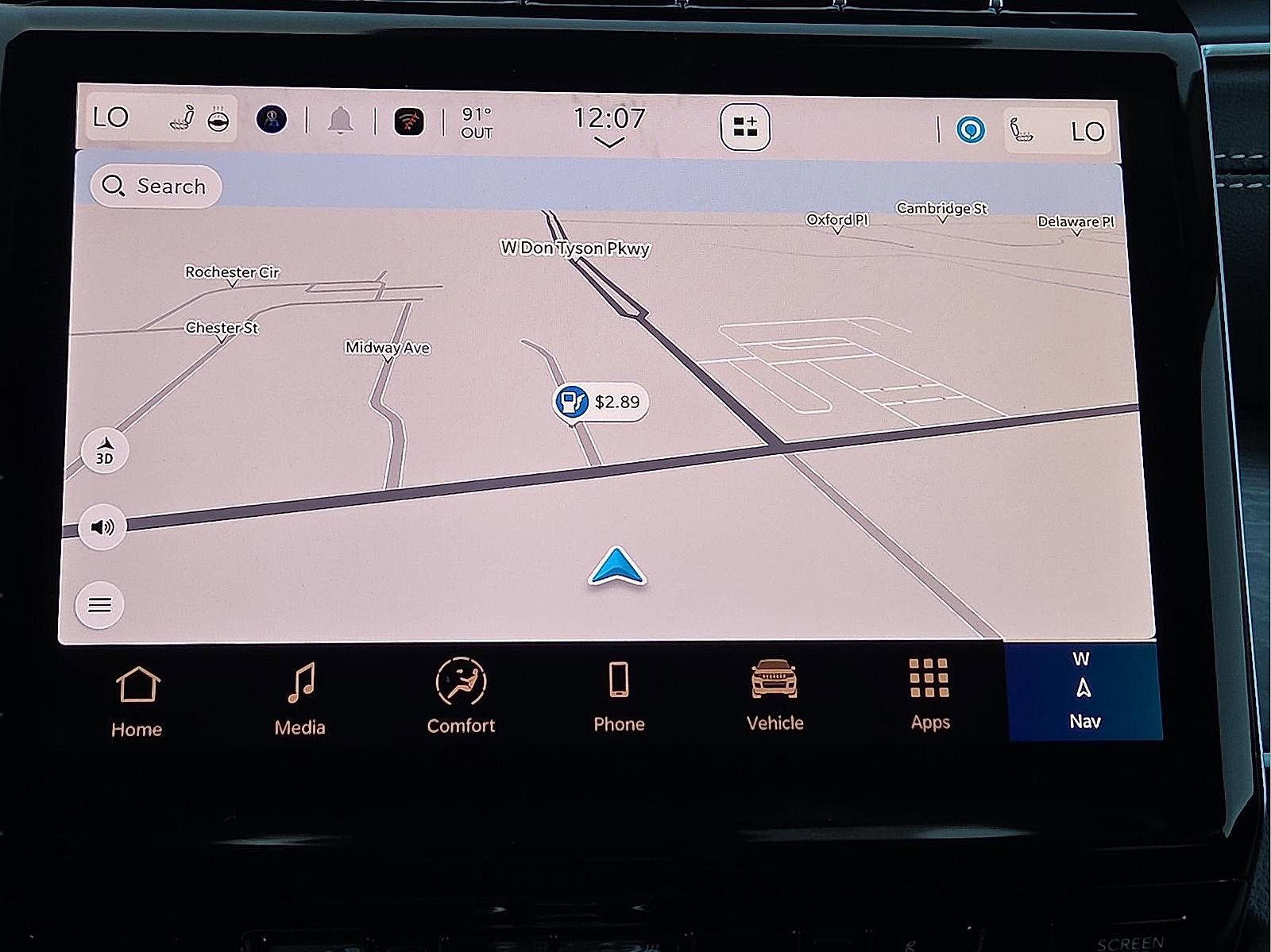 Used 2025 Jeep Grand Cherokee Limited w/ Black Appearance Package AWD/4WD image 16