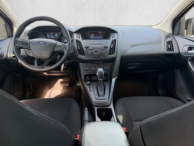 Used 2018 Ford Focus SE FWD image 18