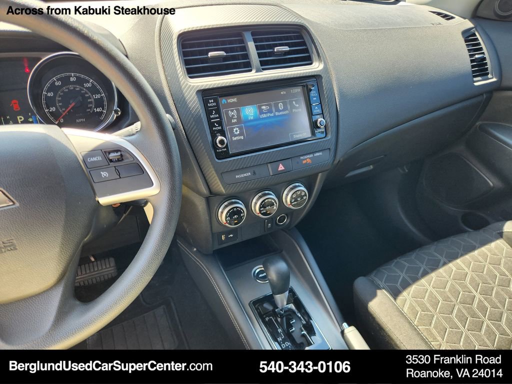Used 2024 Mitsubishi Outlander Sport ES AWD/4WD image 27