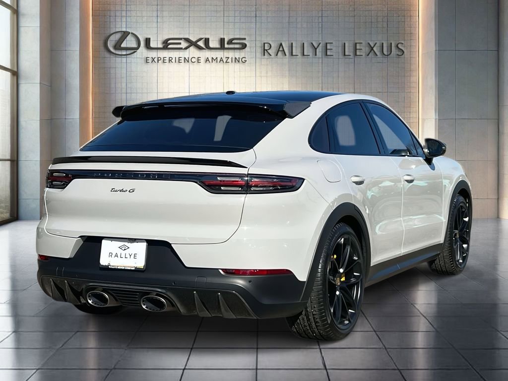 Used 2022 Porsche Cayenne Turbo GT image 4