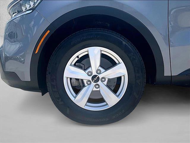 Used 2022 Kia Sorento LX AWD/4WD image 10