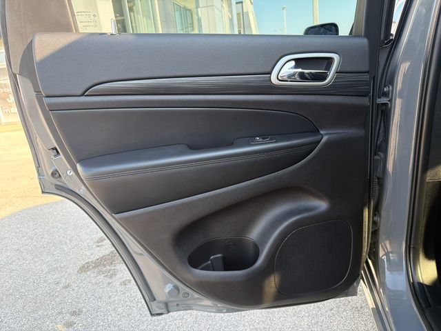 Used 2021 Jeep Grand Cherokee Laredo X AWD/4WD image 33