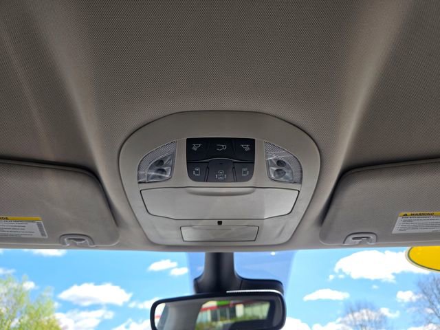 Used 2023 Chrysler Pacifica Touring-L FWD image 24
