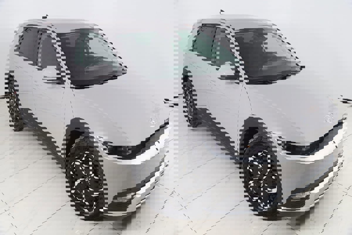 Used 2024 Hyundai Ioniq 5 SEL image 17