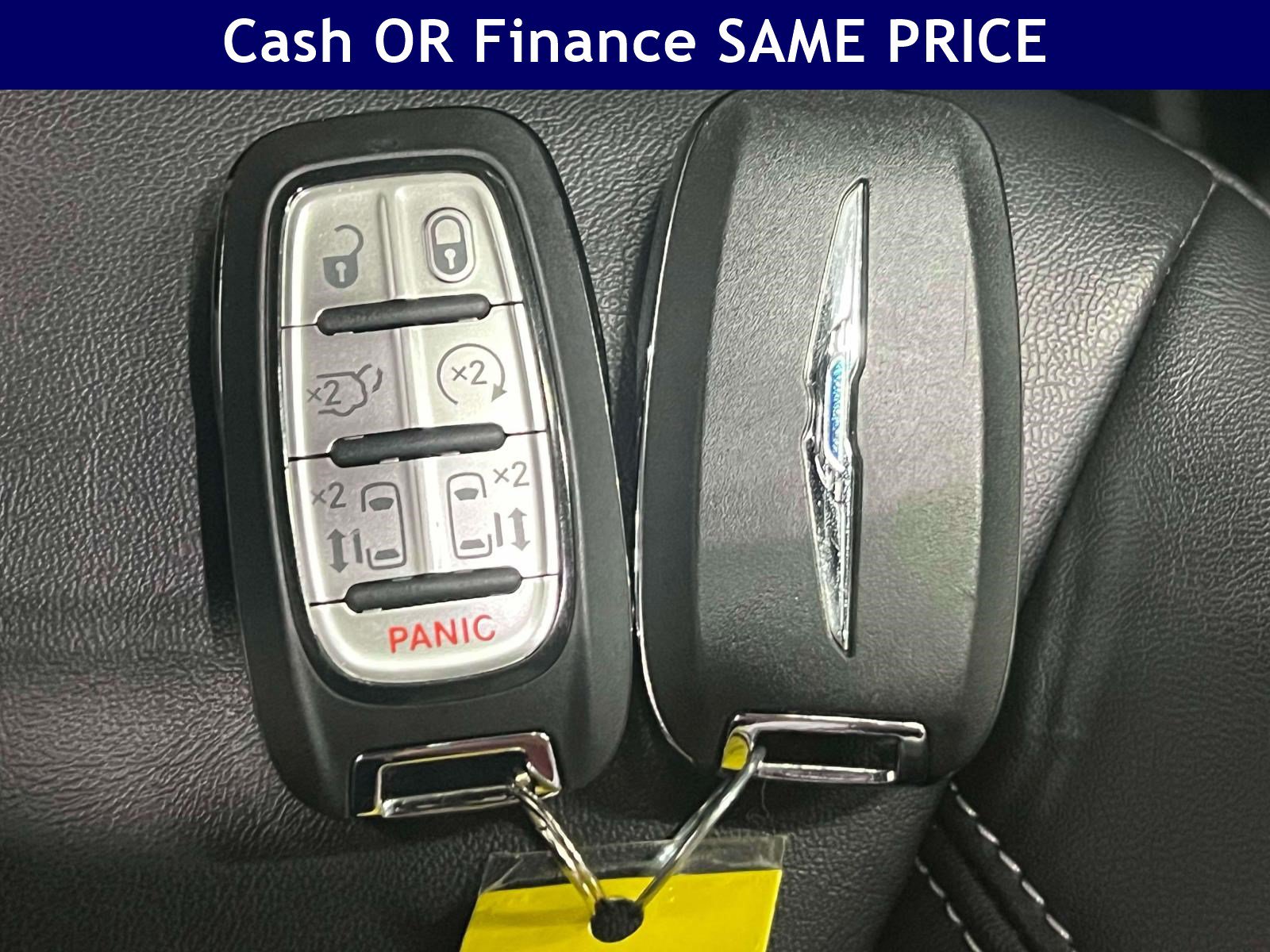 Used 2026 Chrysler Pacifica Select FWD image 28