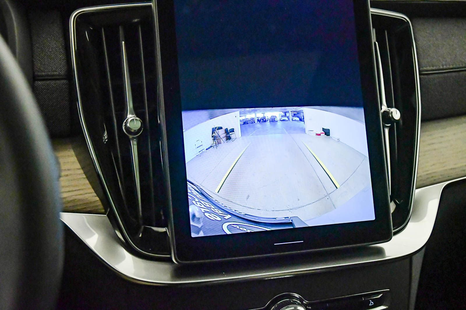 New 2026 Volvo XC90 B5 Core AWD/4WD image 23