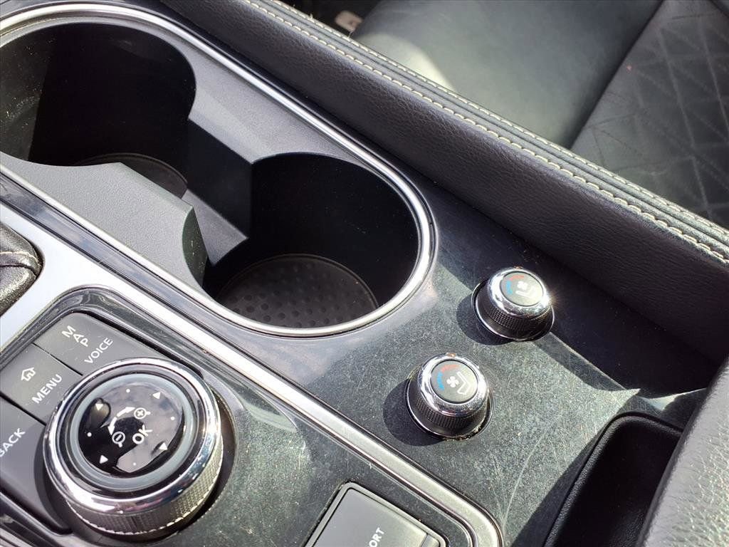 Used 2021 Nissan Maxima Platinum w/ Sport Mat Group image 8