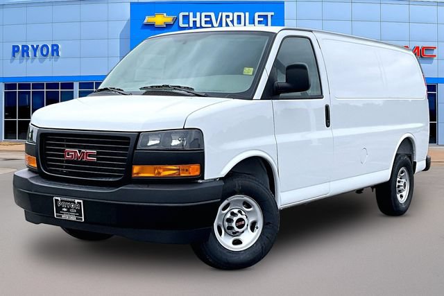 New 2026 GMC Savana 2500 w/ Driver Convenience Package RWD image 2