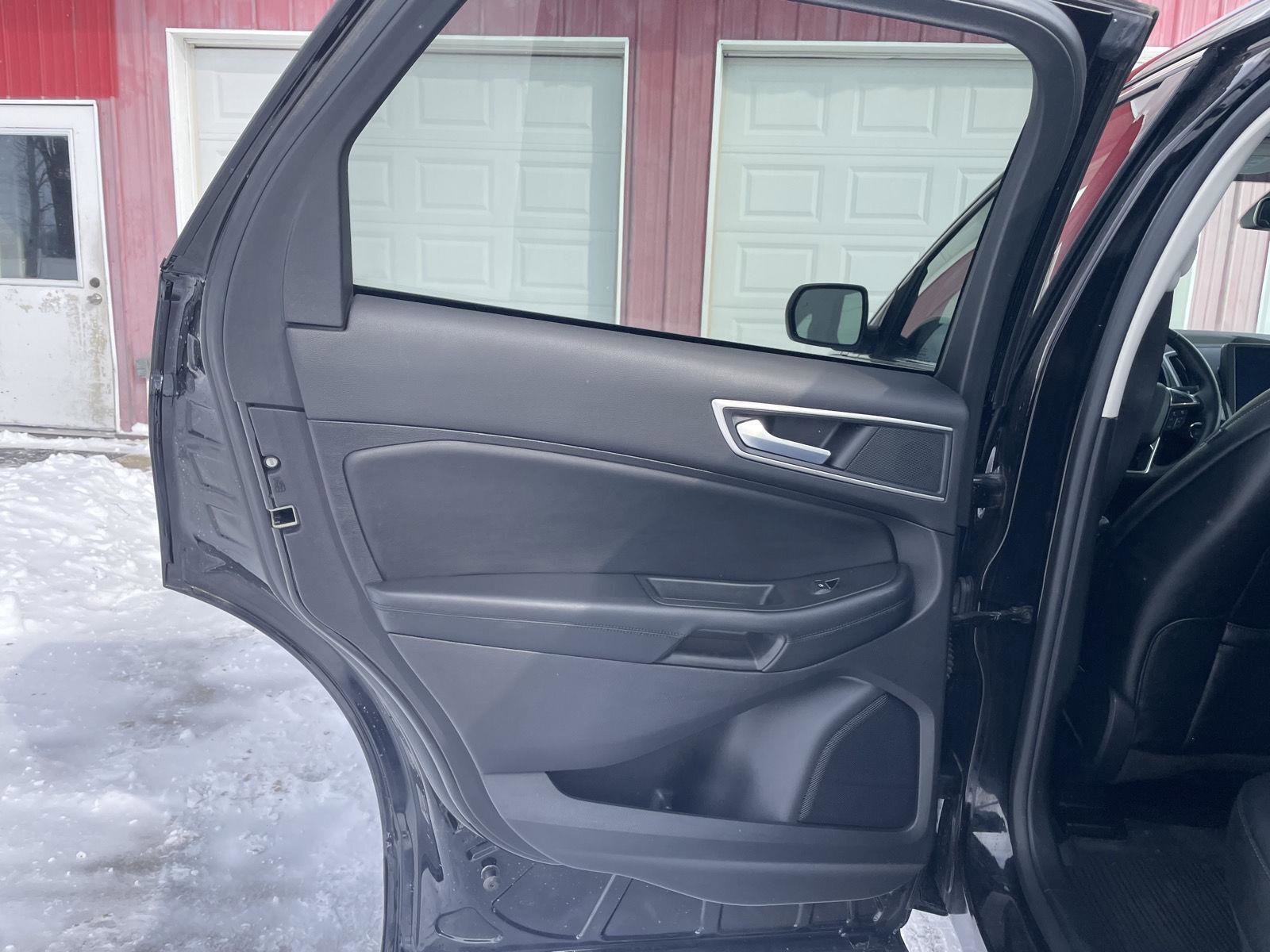 Used 2022 Ford Edge SEL w/ Convenience Package image 20