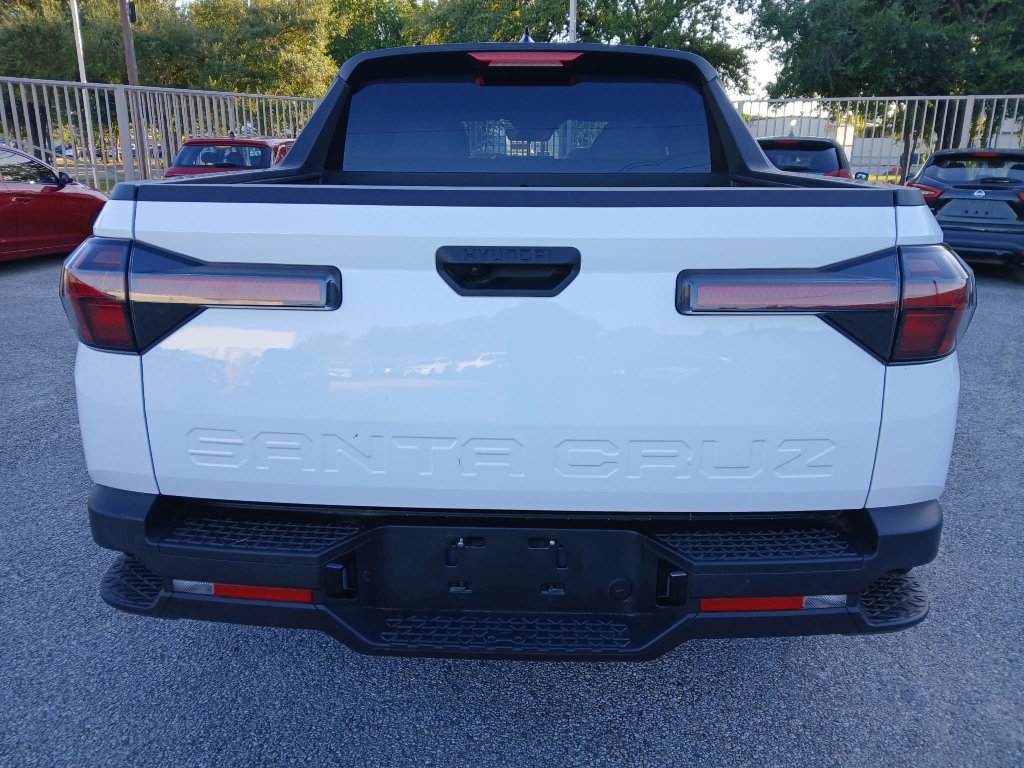 Used 2026 Hyundai Santa Cruz SEL FWD image 6