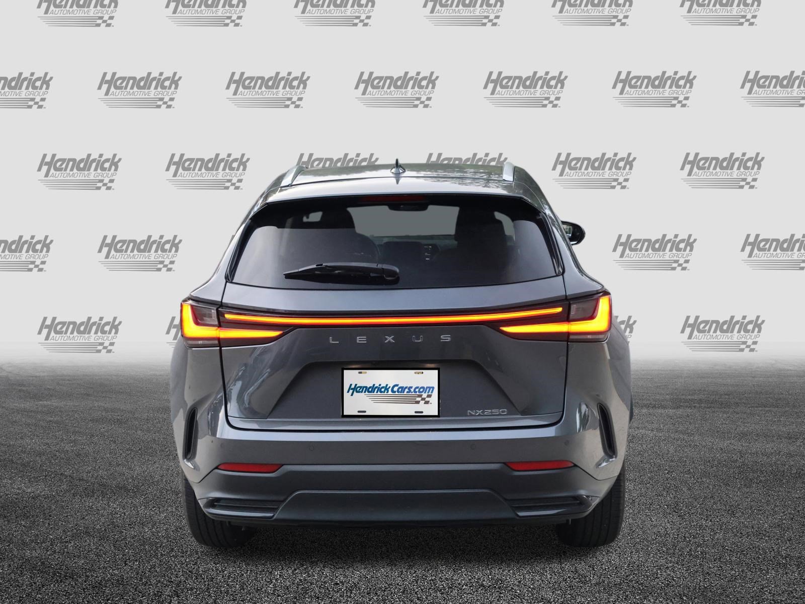 Used 2022 Lexus NX 250 FWD image 8