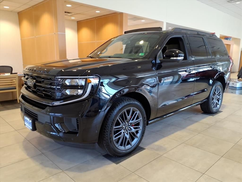 New 2025 Ford Expedition Platinum w/ Stealth Performance Package image 4