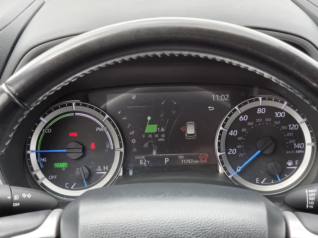 Used 2024 Toyota Highlander XLE FWD image 16