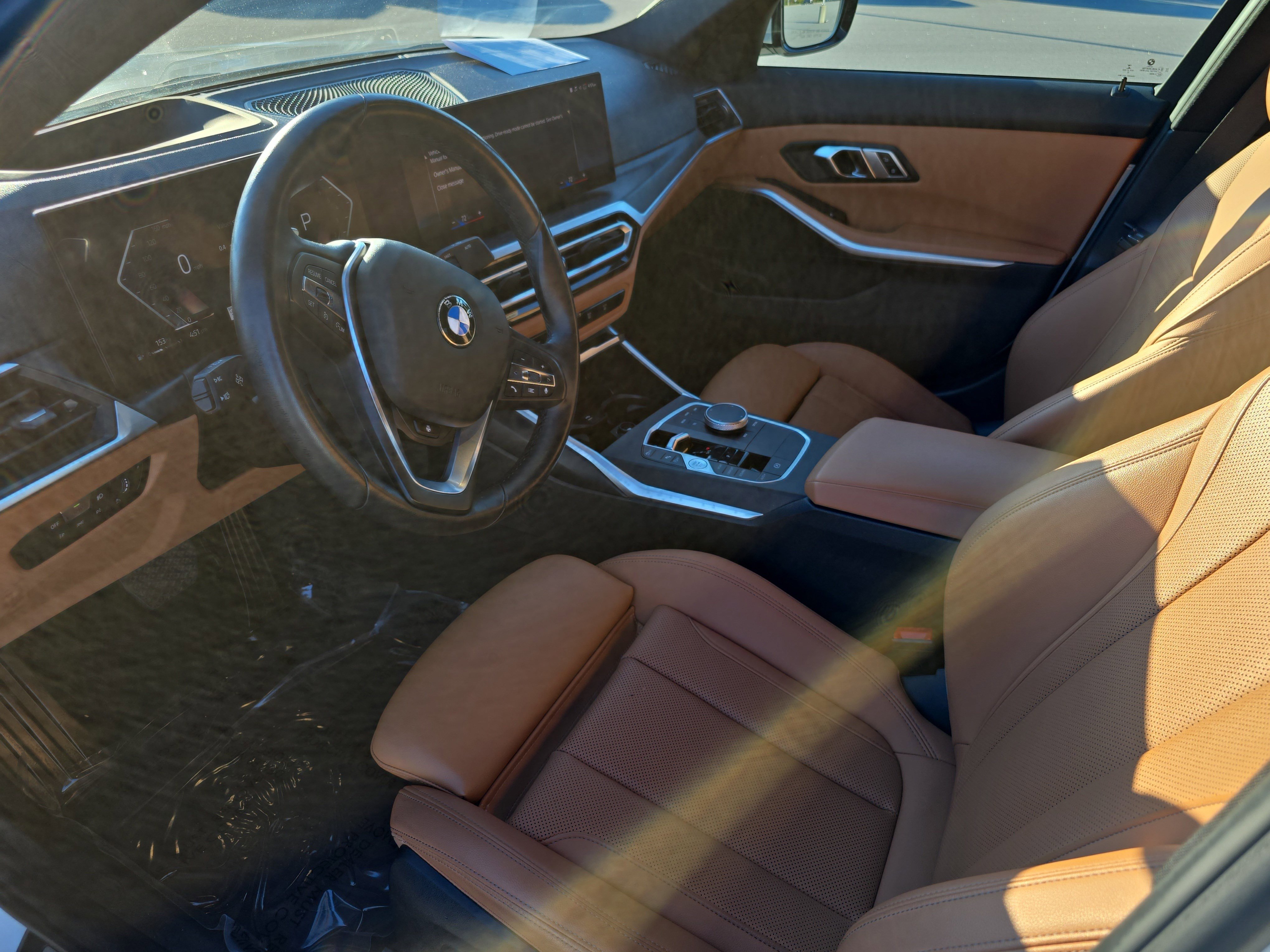 Used 2023 BMW 330i xDrive Sedan w/ Premium Package image 15