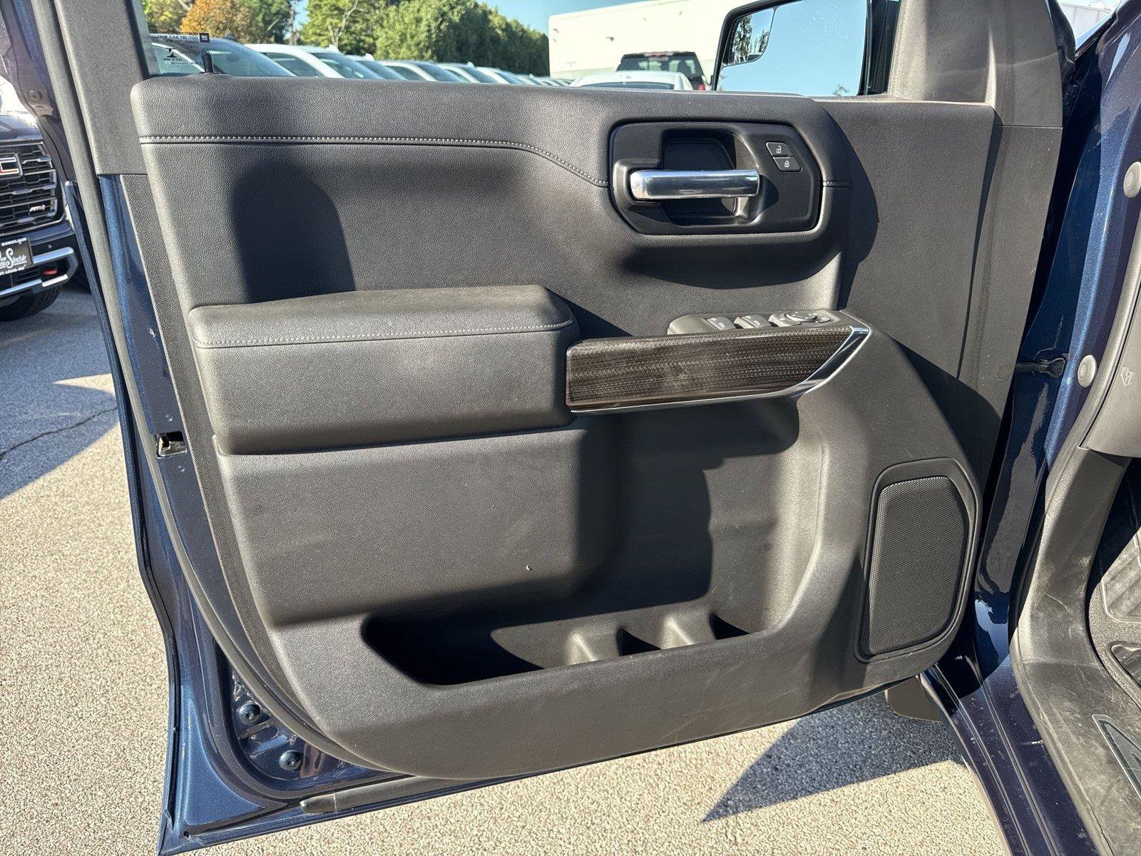 Used 2020 Chevrolet Silverado 1500 LT w/ All-Star Edition AWD/4WD image 21