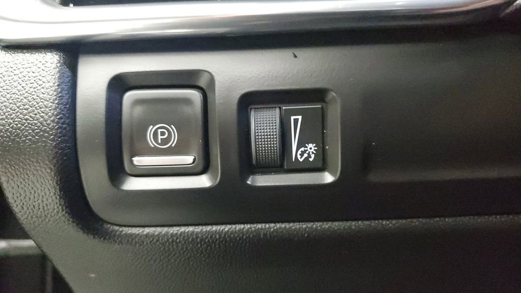 Used 2019 Cadillac XT4 Sport image 24