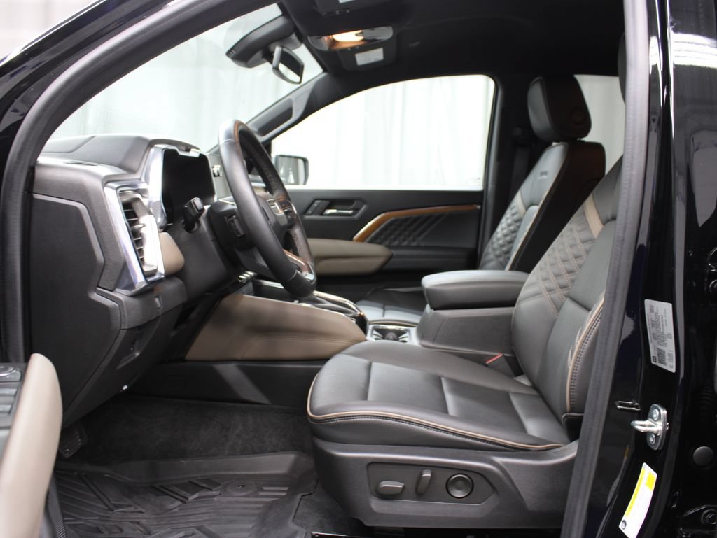 Used 2023 GMC Canyon Denali AWD/4WD image 15