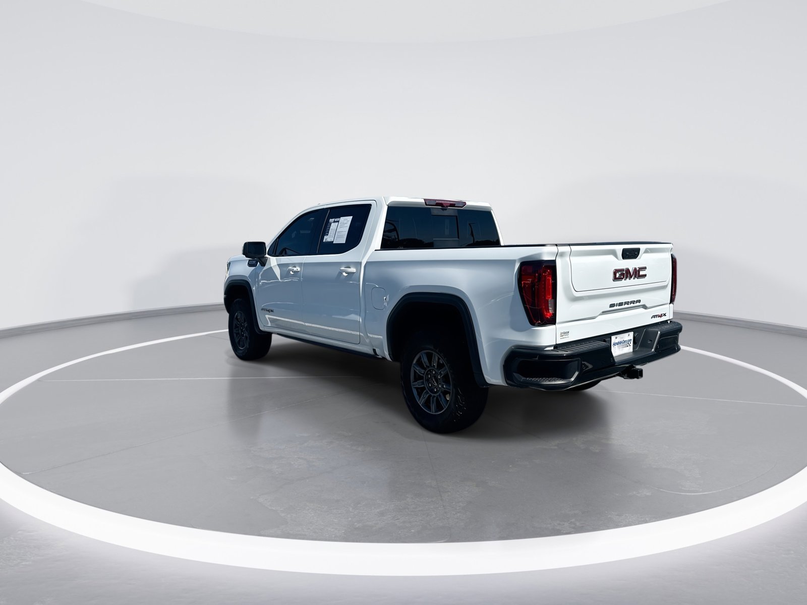 Used 2024 GMC Sierra 1500 AT4X AWD/4WD image 7