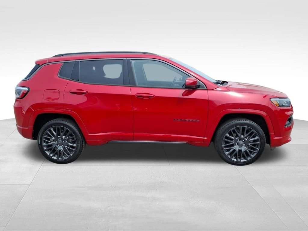 Used 2022 Jeep Compass Limited image 26