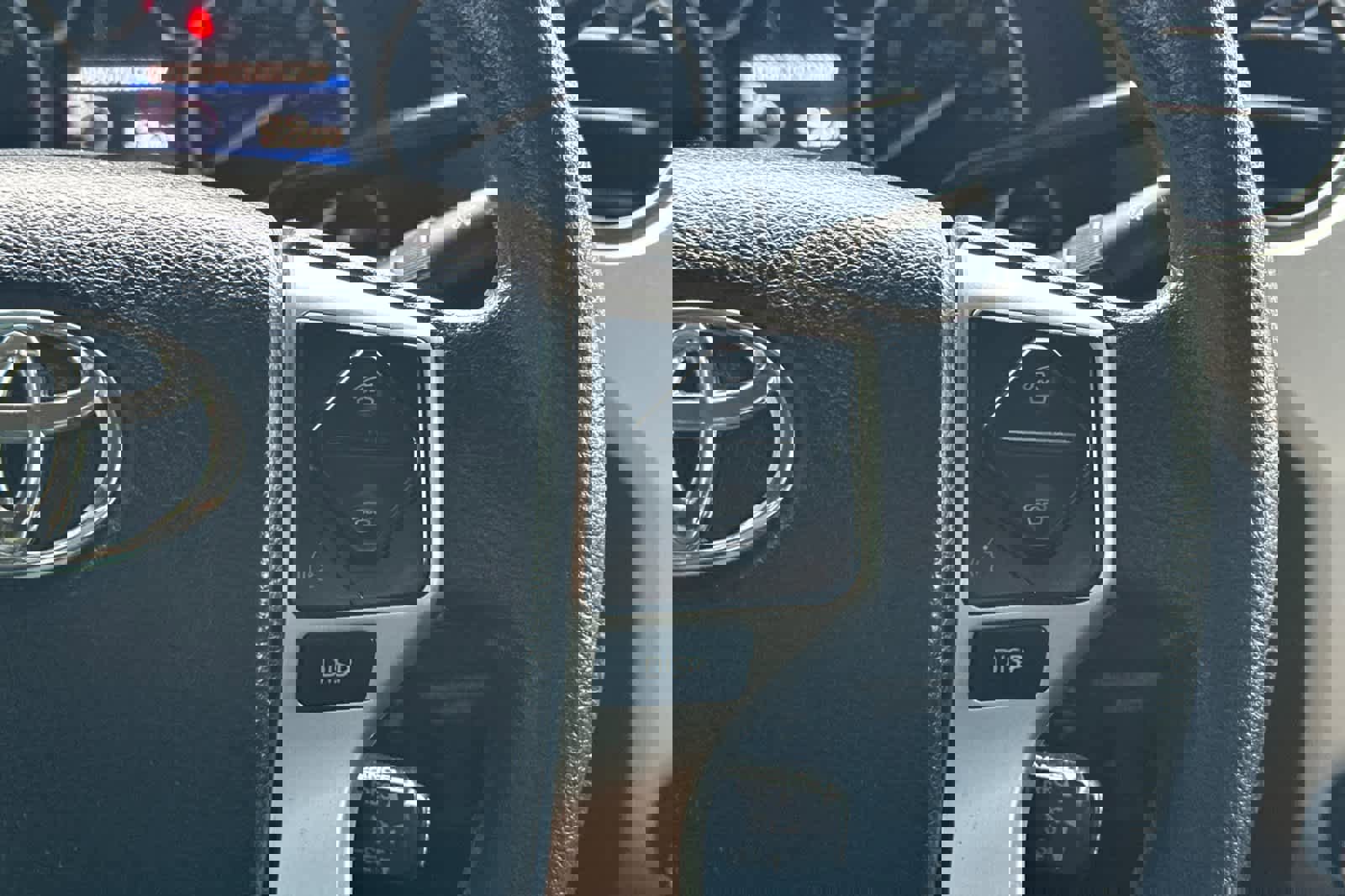 Used 2016 Toyota Tundra SR5 image 25