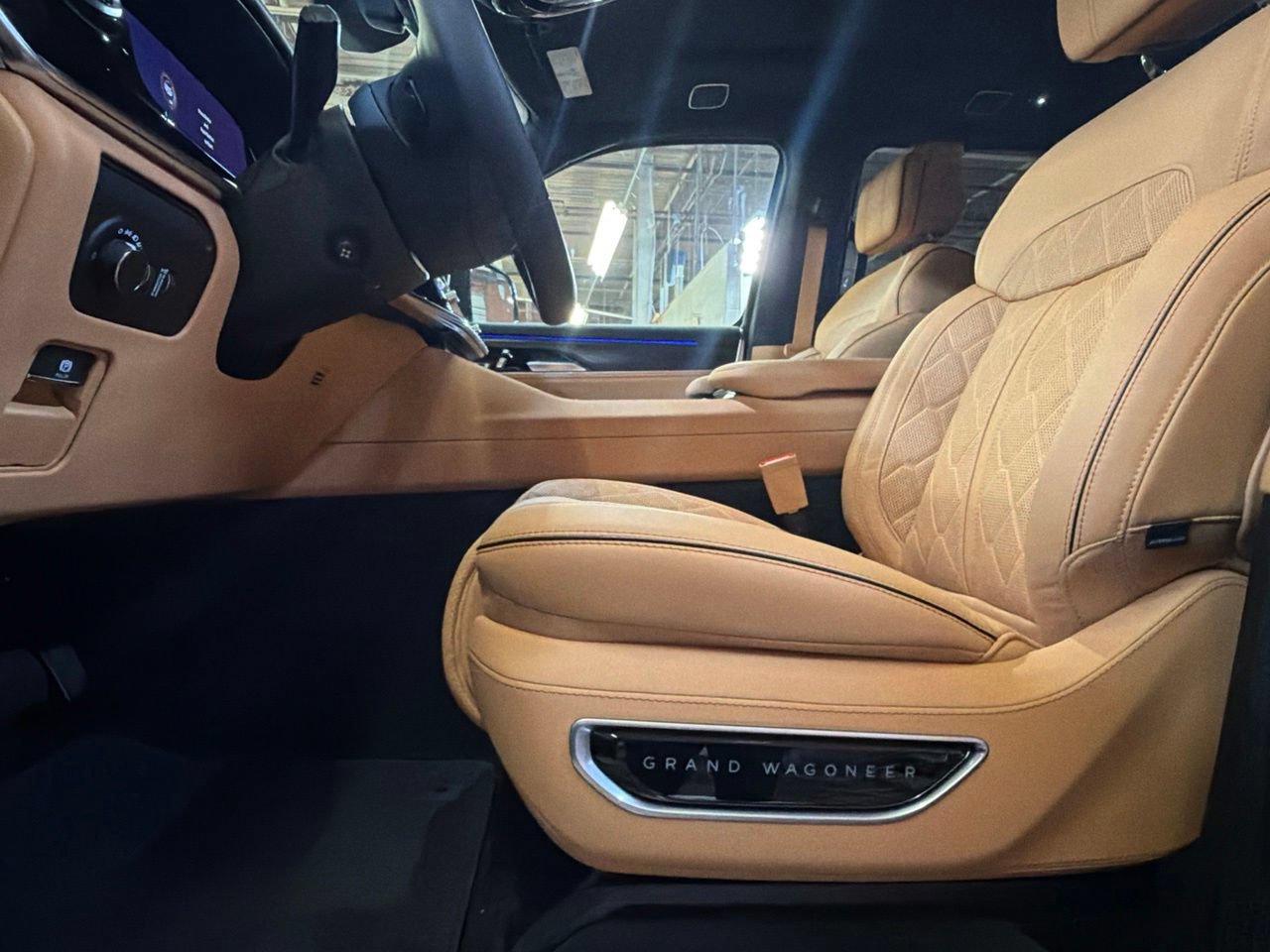 New 2026 Jeep Grand Wagoneer Summit AWD/4WD image 15