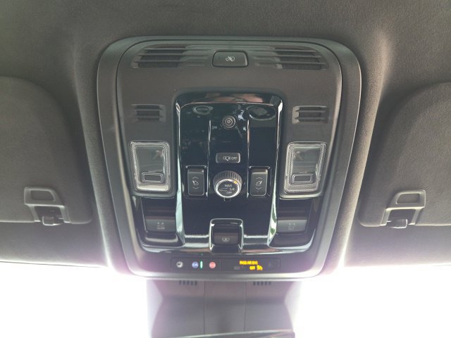 Used 2025 Cadillac Escalade Sport Platinum AWD/4WD image 21