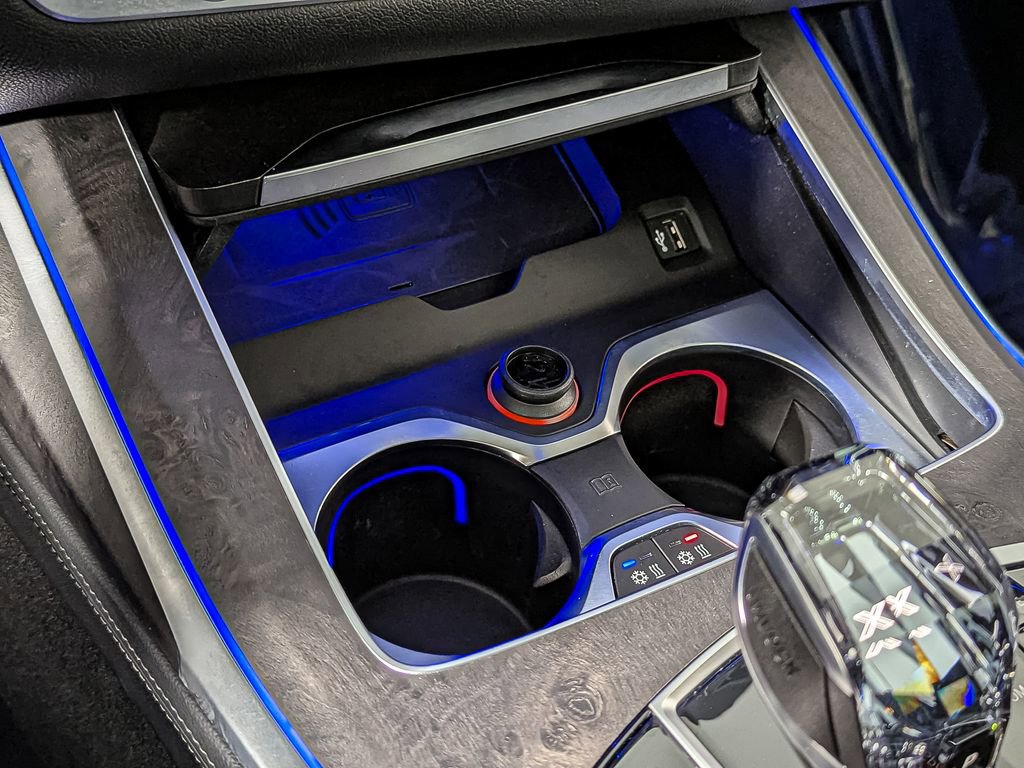 Used 2022 BMW X7 xDrive40i w/ Executive Package image 40