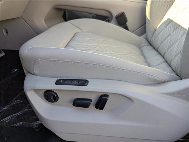 New 2026 Volkswagen Atlas SEL Premium R-Line image 10