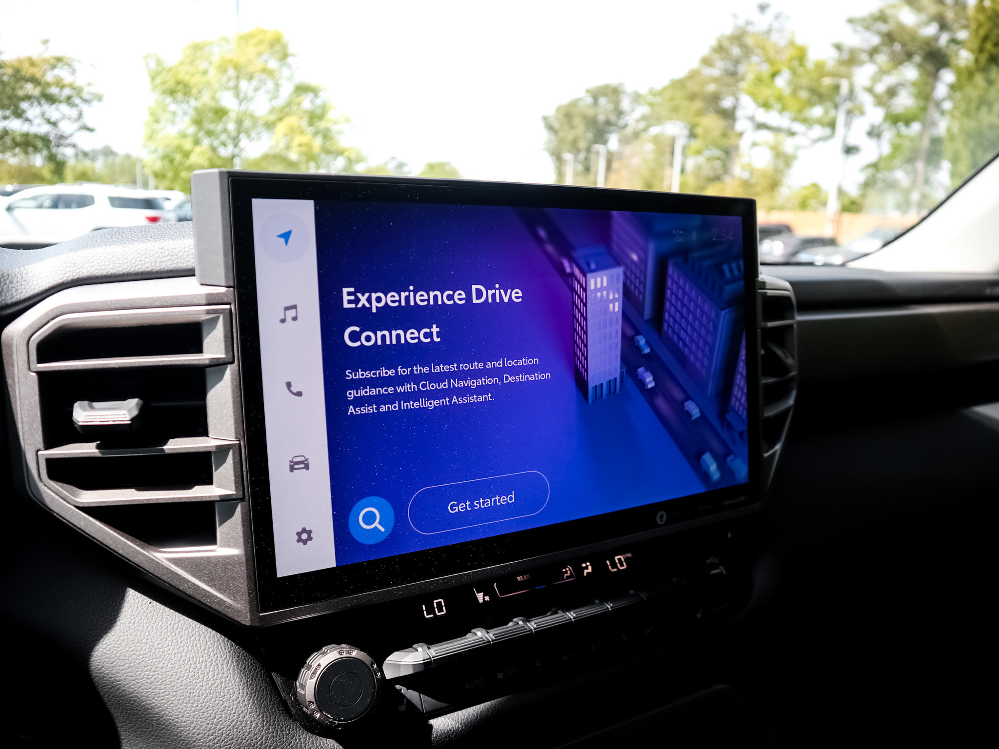 Used 2024 Toyota Sequoia SR5 w/ SR5 Premium Package AWD/4WD image 24