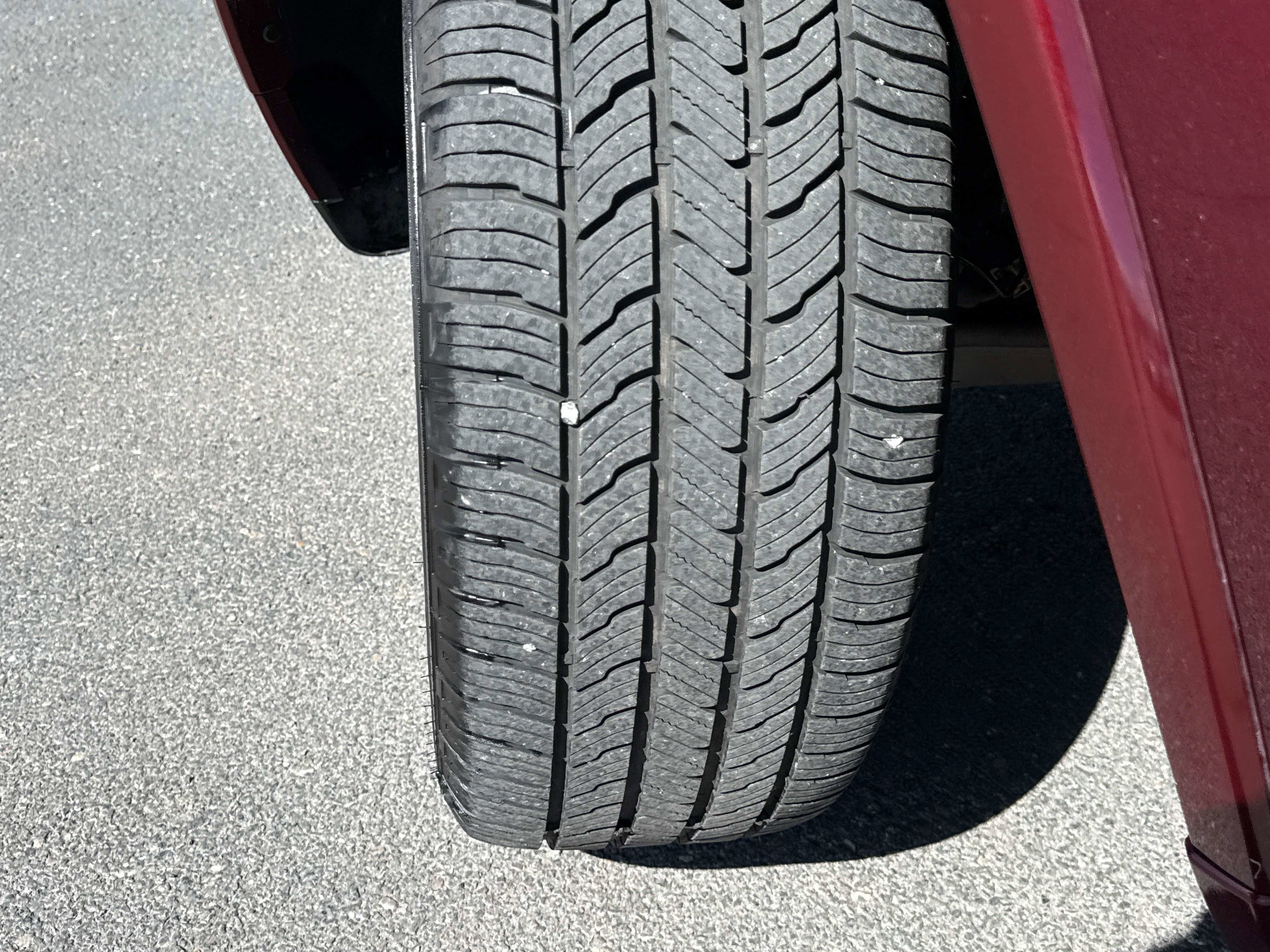 Used 2018 Jeep Grand Cherokee Altitude AWD/4WD image 8