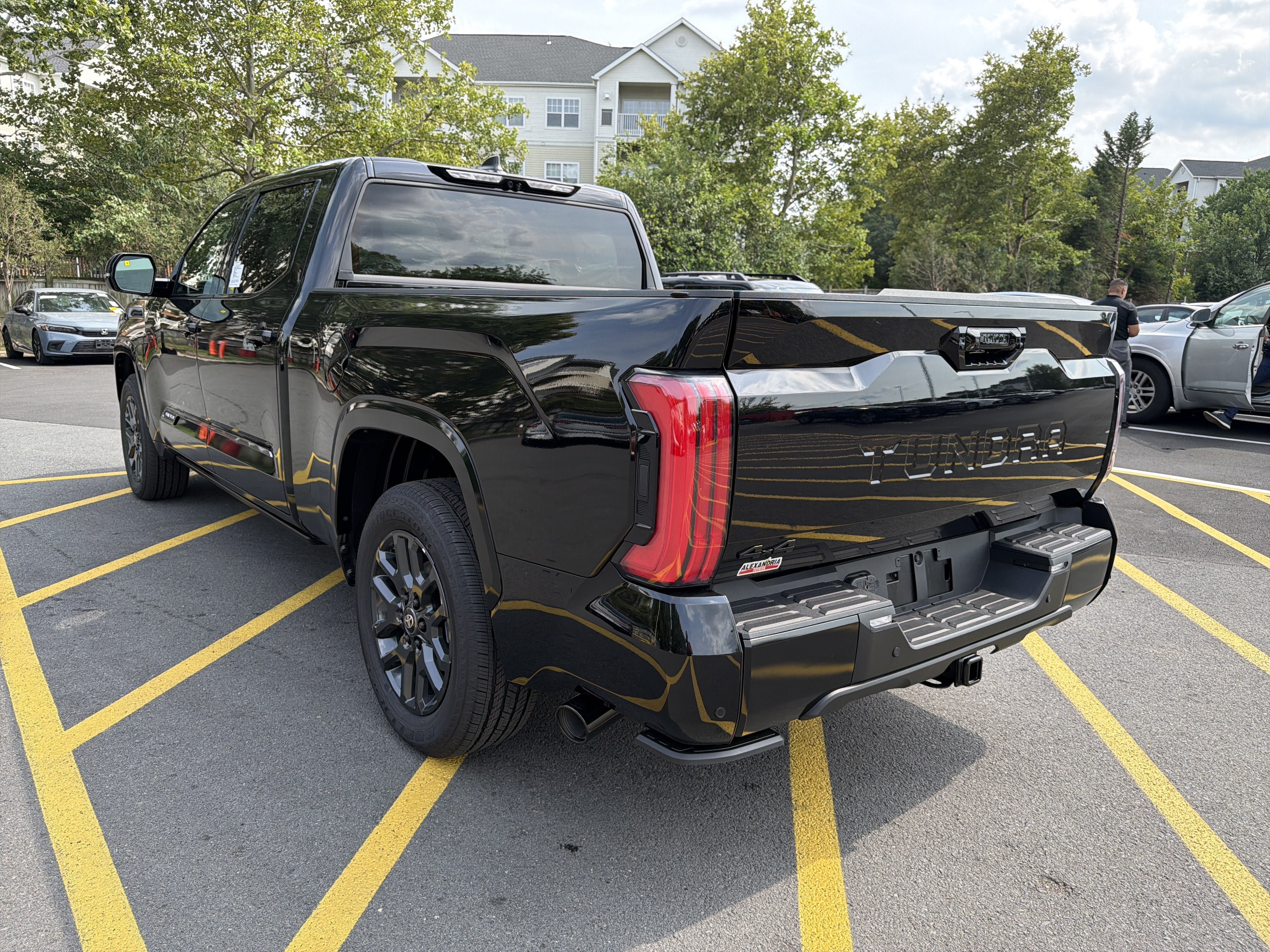 New 2026 Toyota Tundra Platinum AWD/4WD image 6