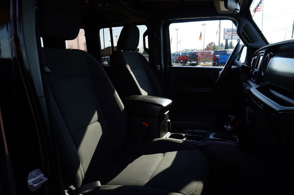 Used 2018 Jeep Wrangler Unlimited Sport image 28