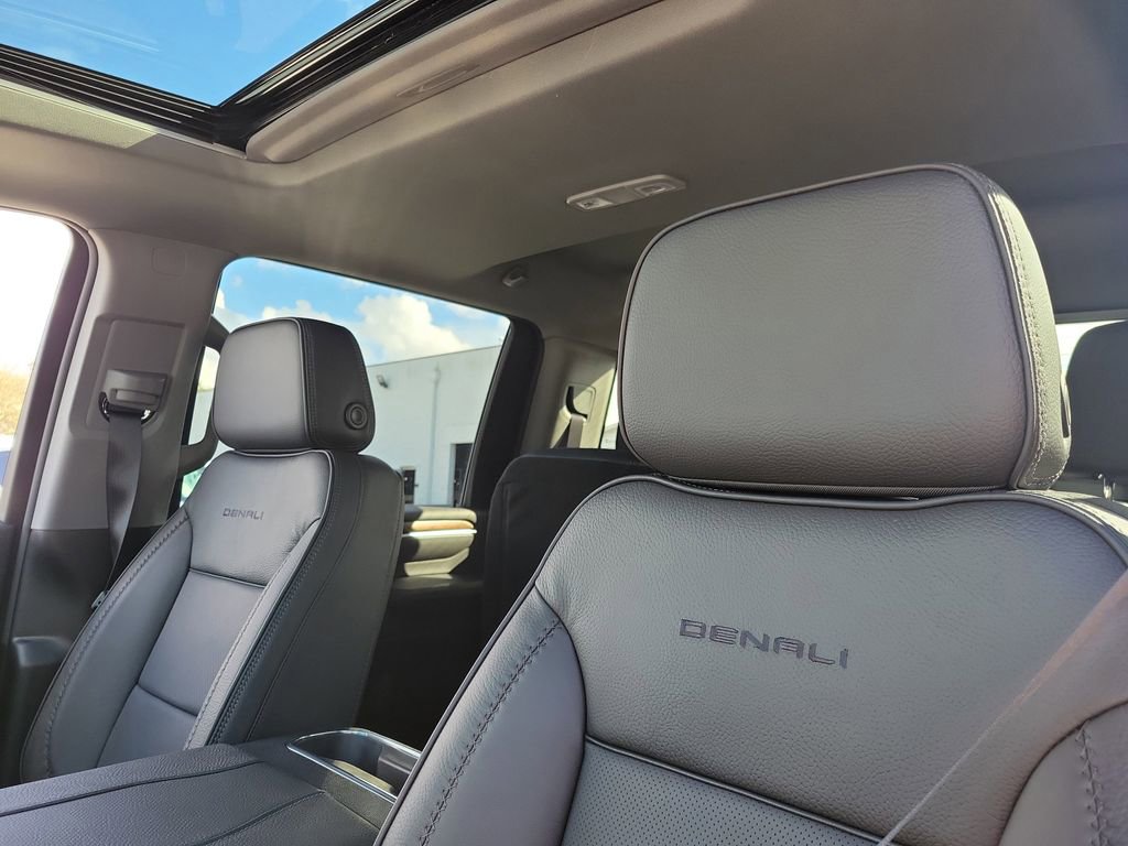 New 2026 GMC Sierra 2500 Denali w/ Denali Reserve Package image 23