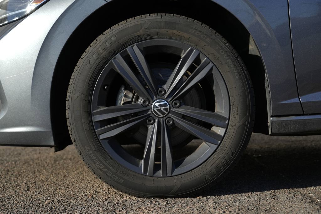 Used 2023 Volkswagen Jetta SE FWD image 13