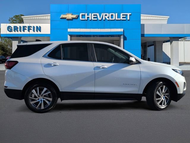 Used 2024 Chevrolet Equinox LT image 3