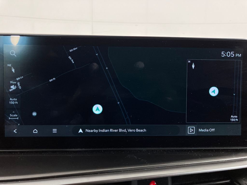 Used 2025 Kia Sorento S image 25