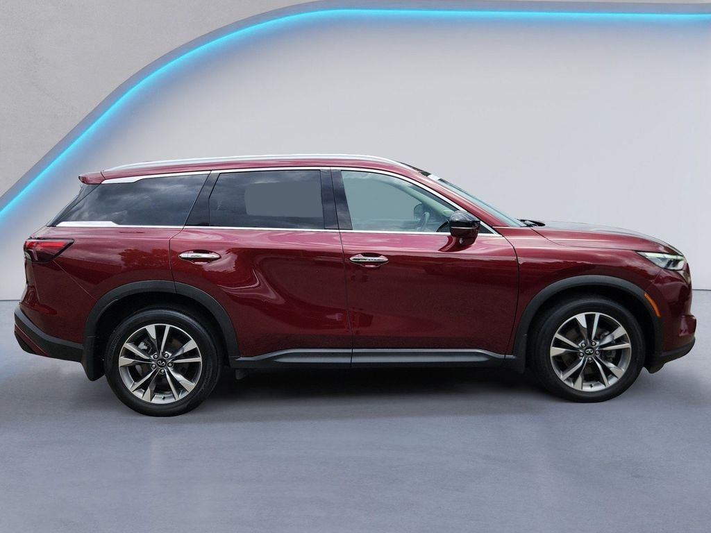 Used 2023 INFINITI QX60 Luxe w/ Vision Package AWD/4WD image 2
