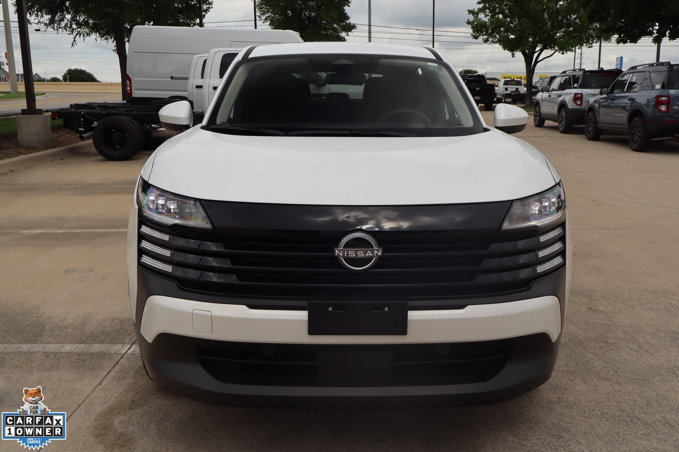 Used 2025 Nissan Kicks SV FWD image 9