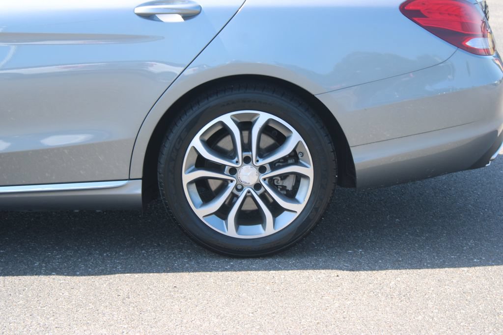 Used 2016 Mercedes-Benz C 300 Sedan image 18