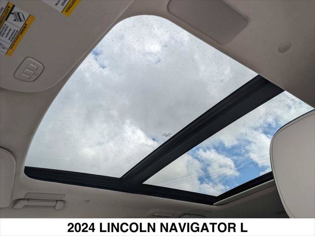 Used 2024 Lincoln Navigator L Black Label AWD/4WD image 26