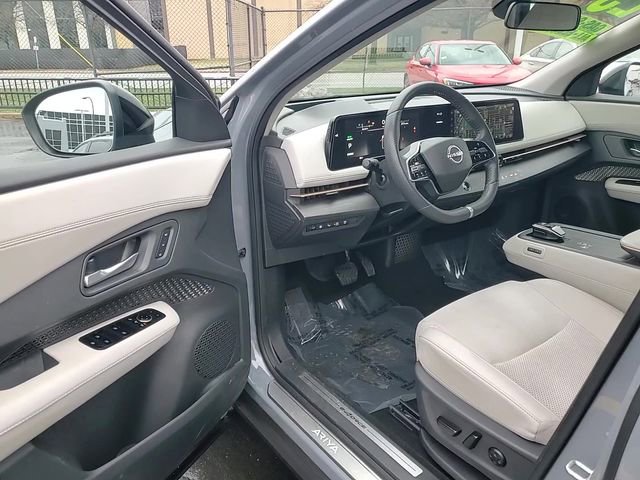 Used 2023 Nissan Ariya AWD image 13